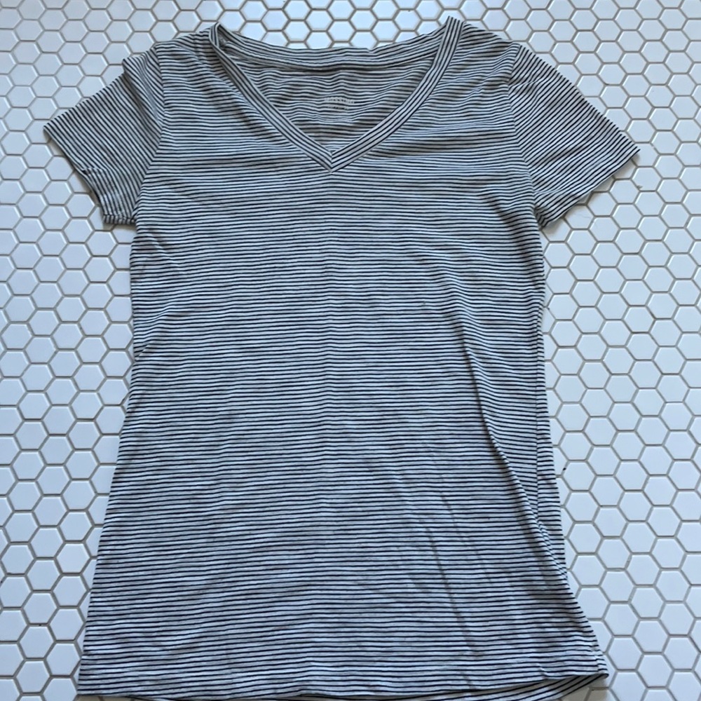 Black and White Stripe V Neck Tshirt
